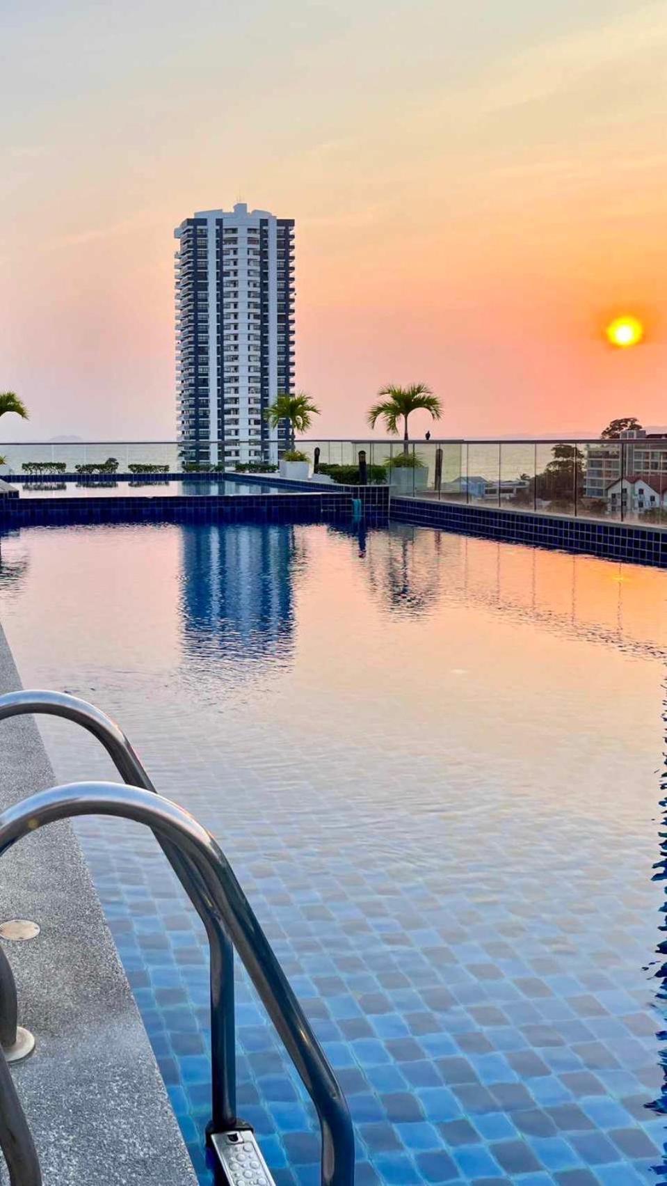 Laguna Bay 2 By Pattaya Sunny Rentals Екстериор снимка
